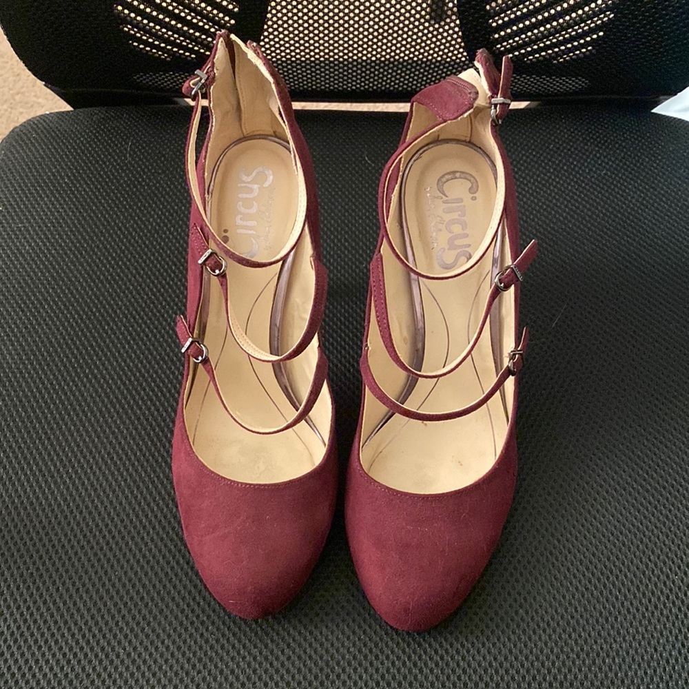 Maroon Heels